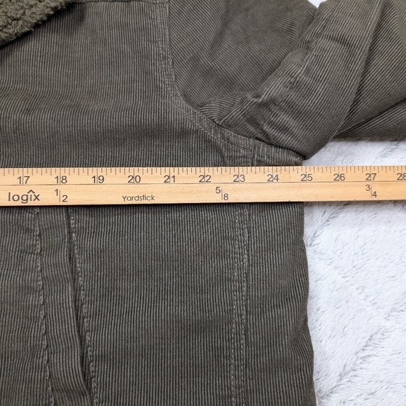 Vince Jacket Mens XXL Green Corduroy Barn Chore Sherpa Fleece Lined Button Up - Picture 7 of 9